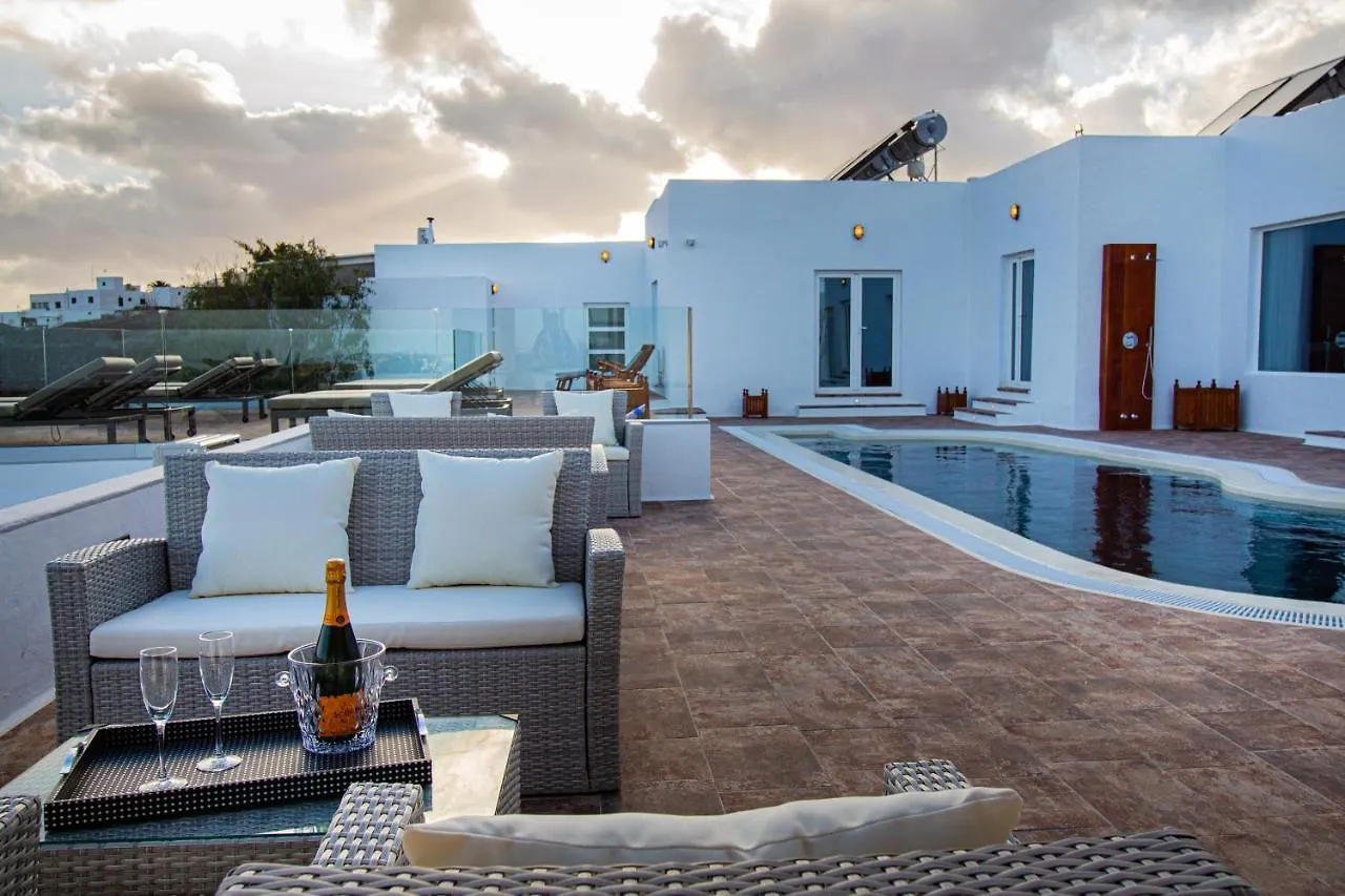 Casa Serena 10 Boutique- Adults Only-Breakfast Included Macher Guest house